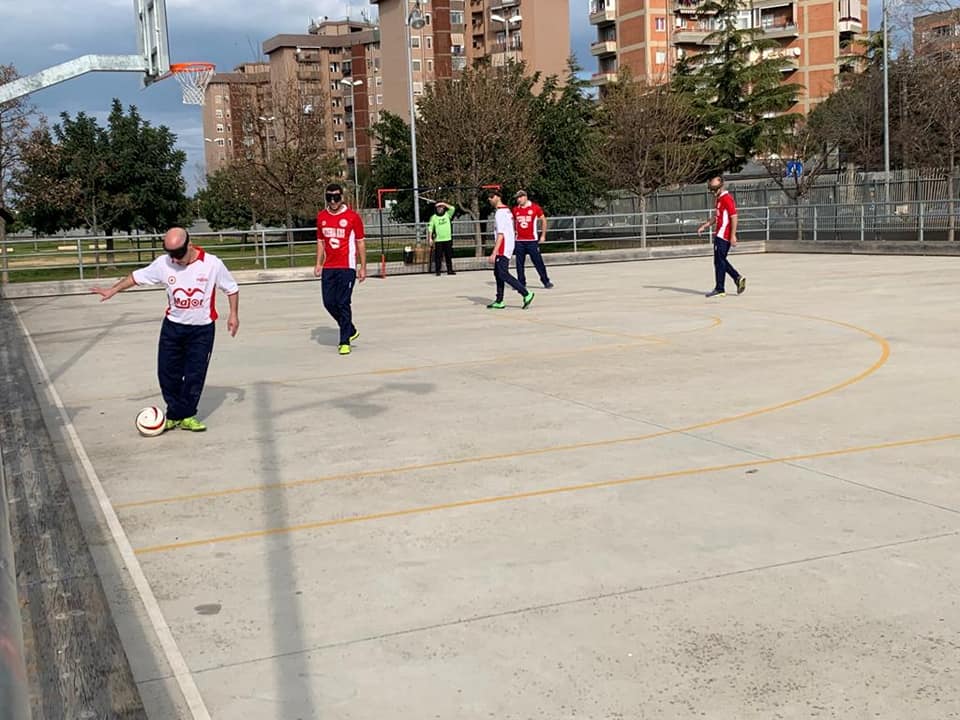 Partita Calcio Non Vedenti Azioni di Gioco